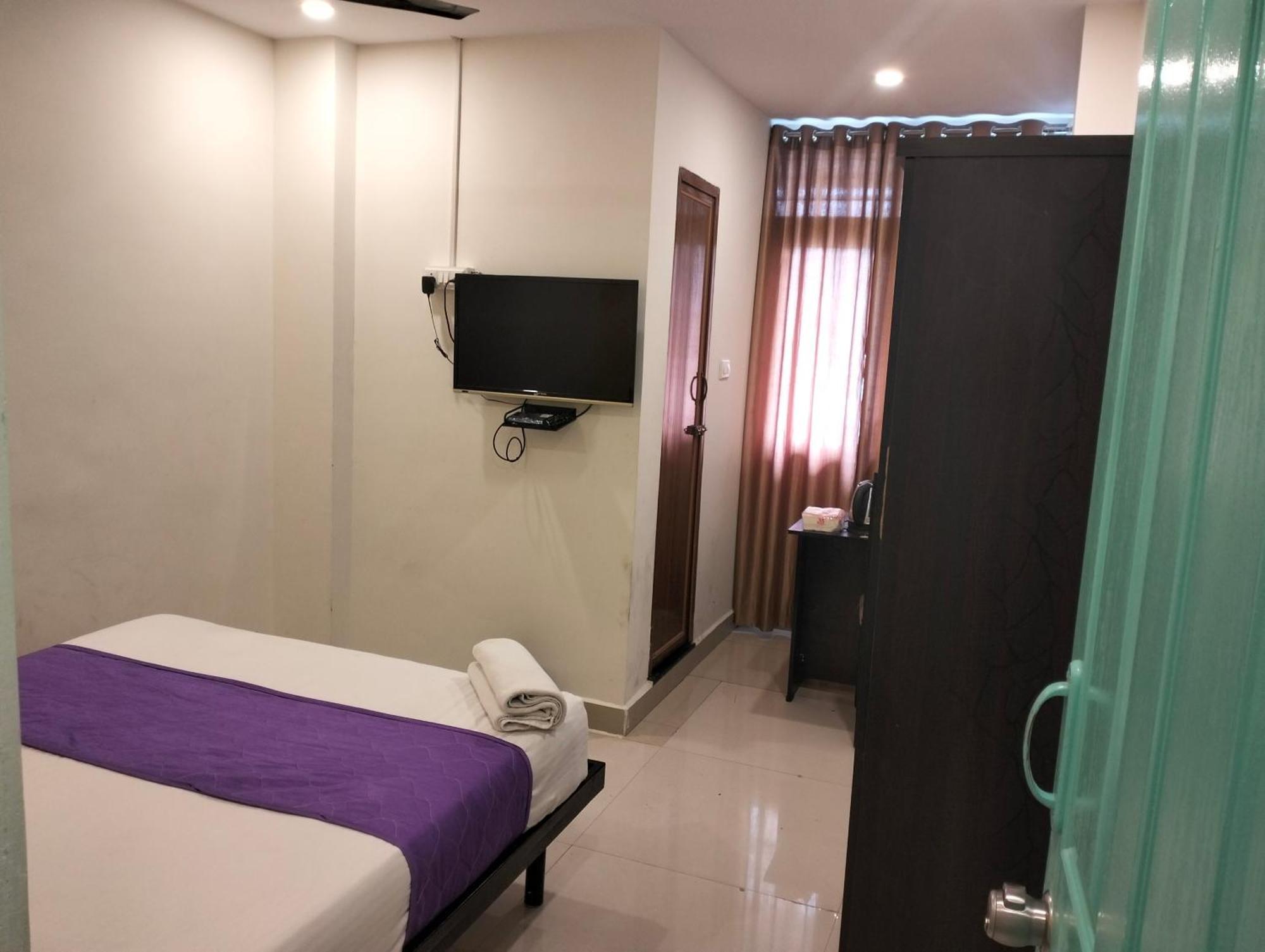 העיר בנגלור Hotel Sy Comforts מראה חיצוני תמונה