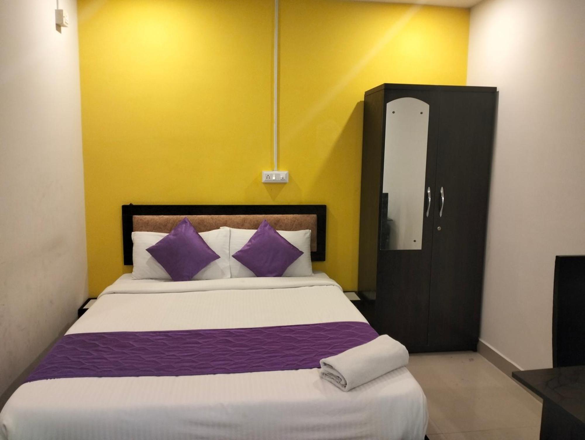 העיר בנגלור Hotel Sy Comforts מראה חיצוני תמונה