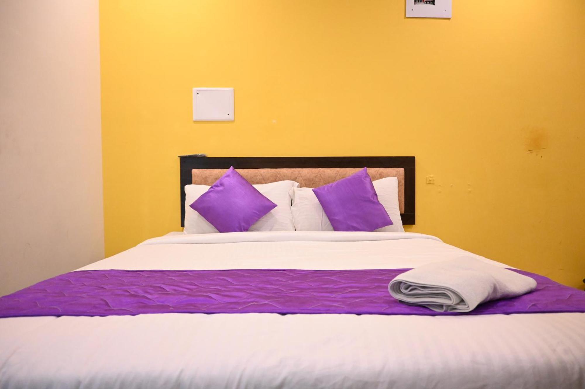 העיר בנגלור Hotel Sy Comforts מראה חיצוני תמונה